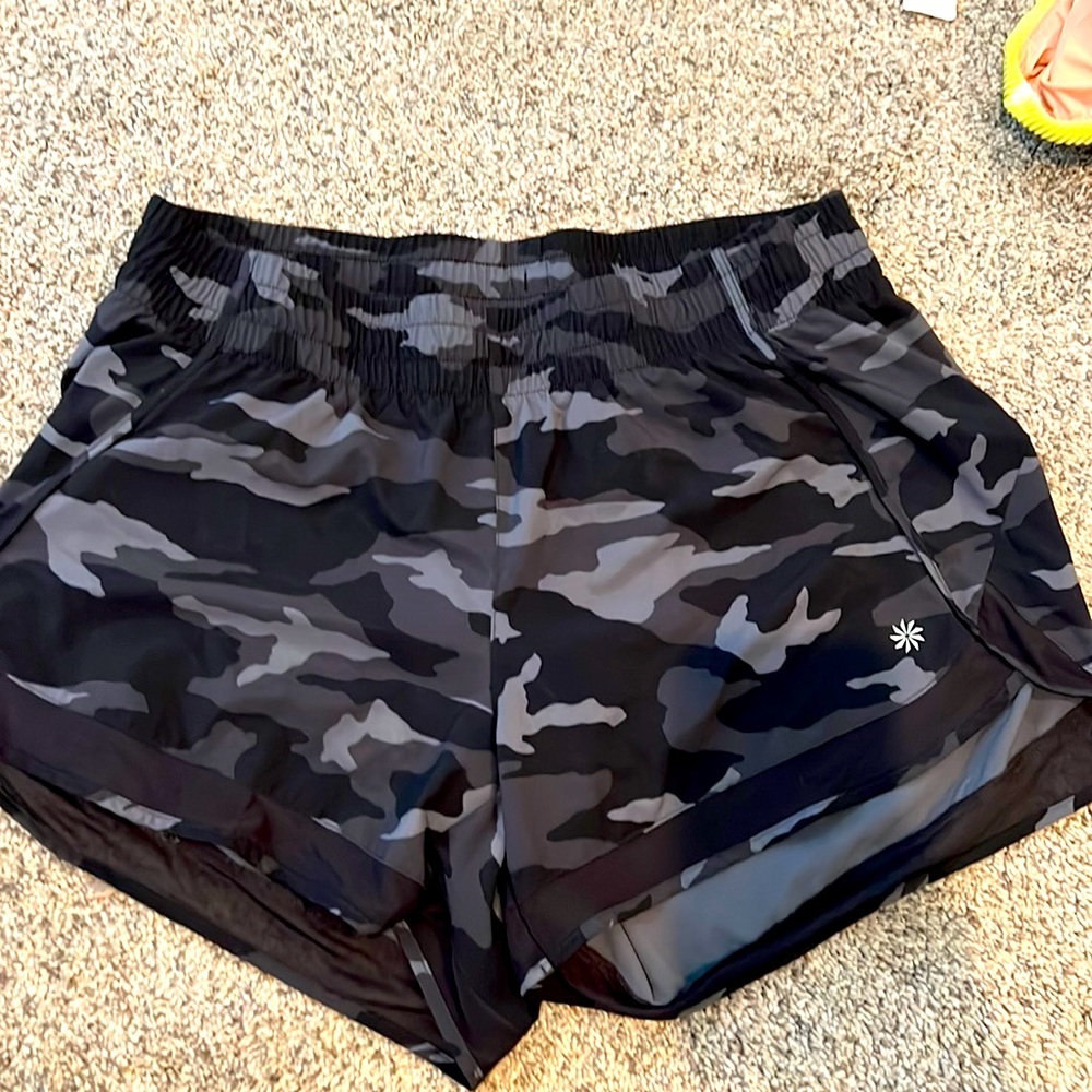 Athleta Mesh Racer Run Short 4”